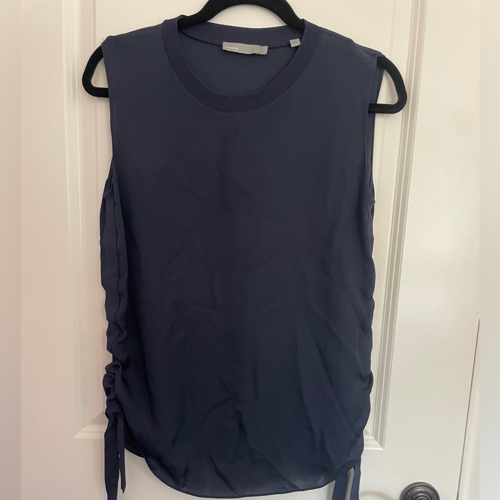 Vince Silk Sleeveless Tank Navy Sz 6 Ruched side with tie